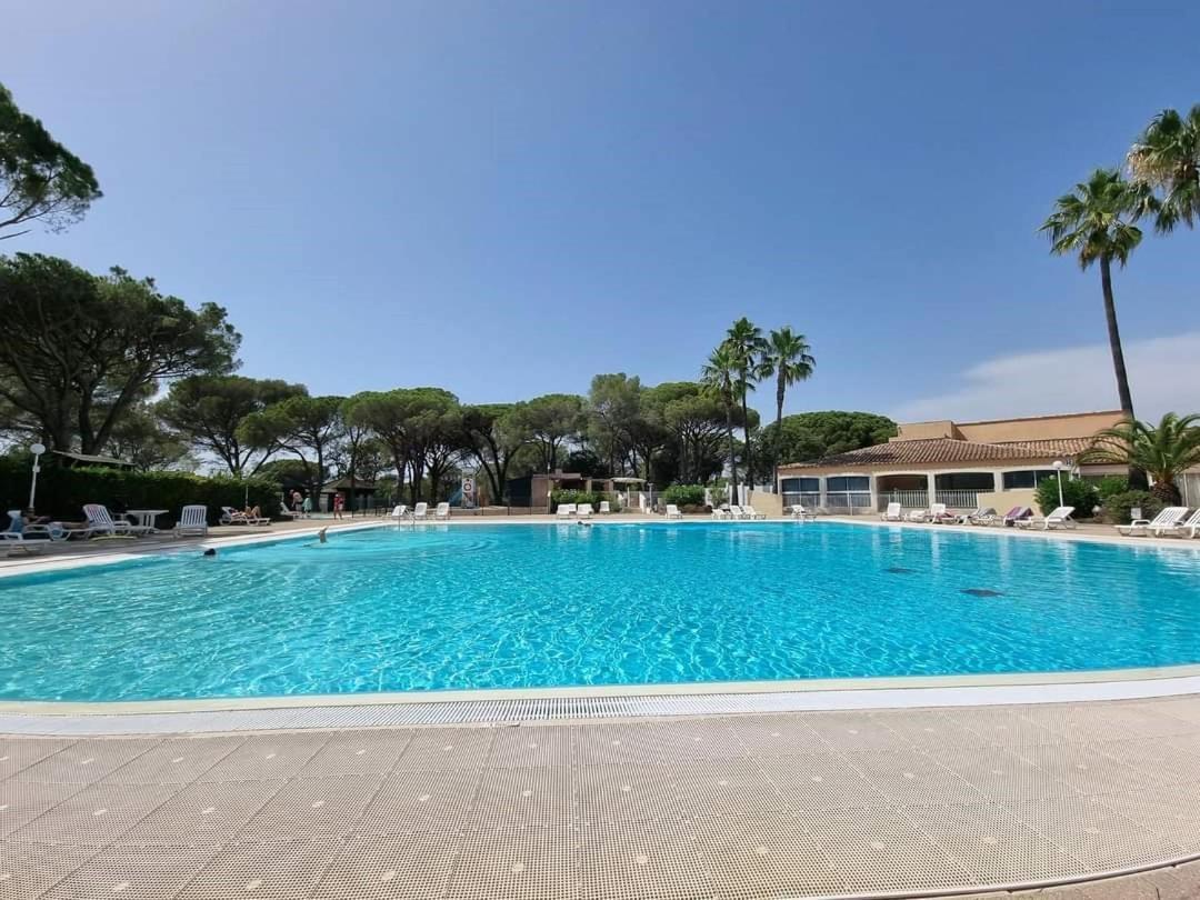 Studio 4P Vue Piscine St Raphael Valescure - Au Coeur Des Golfs Saint-Raphaël Extérieur photo